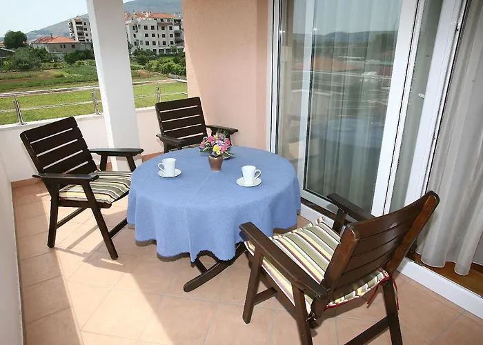 Apartments Bili