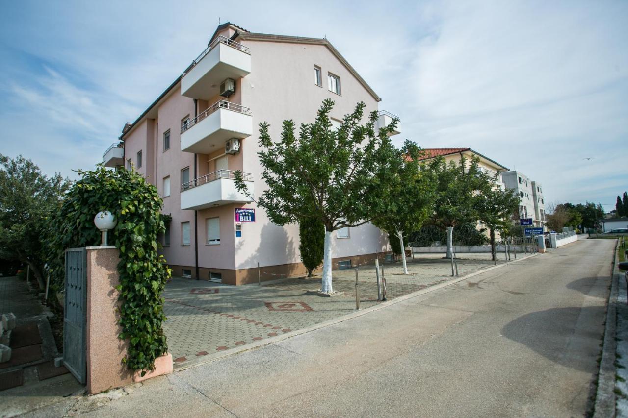 Apartament Bili *